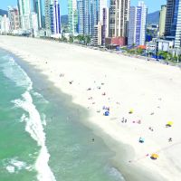 Alargamento já tem mais de um milhão de m³ de areia