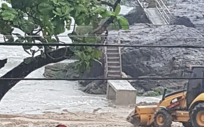 Cabeçudas, mas voltou atrás depois de denúncias de moradores
 (Foto: Reprodução)