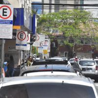 Zona azul aprovada pela Câmara