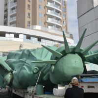 Nova estátua da Havan será colocada na semana que vem