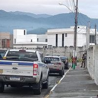 Suspeito de assassinato morre em confronto com a PM 