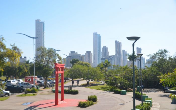 Massa de ar seco e quente provoca altas temperaturas e muito sol
 (Foto: João Batista)