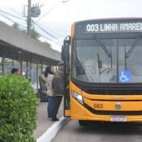 Ônibus de graça completou um mês com alta de usuários 