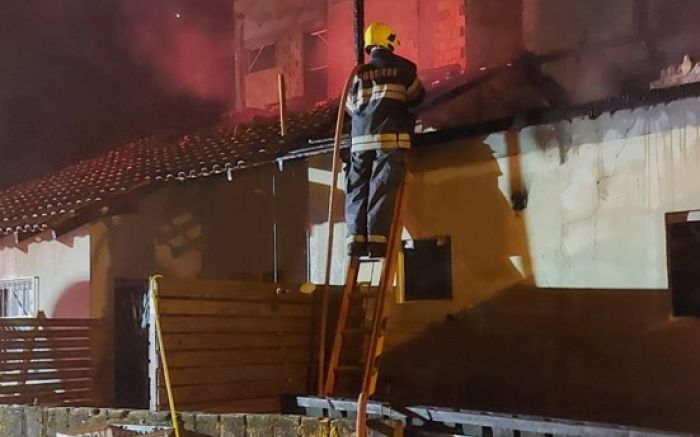 Não havia ninguém no local durante o incêndio (Foto: Divulgação)