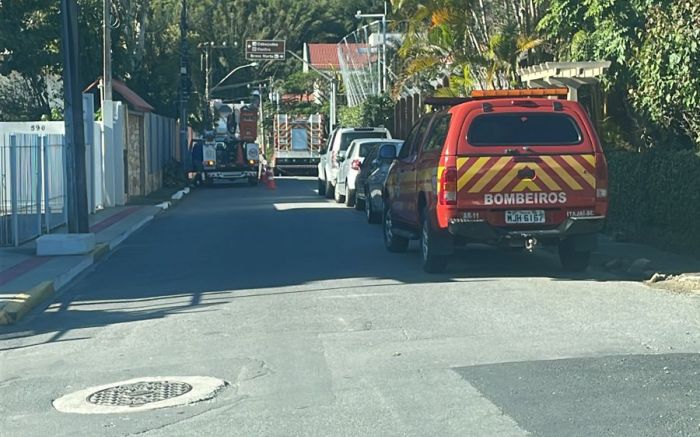 Luz voltou durante a manhã em Cabeçudas e Cordeiros

(Foto: Leitor)