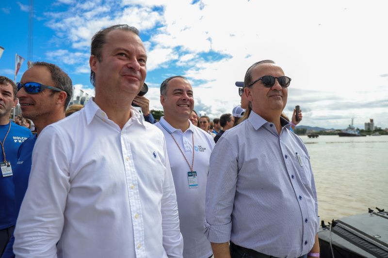 Secretário Evandro Neiva diz que turistas do Mercosul estão circulando em SC (foto: Roberto Zacarias Secom)