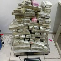 Trio é preso com mais de 50 quilos de maconha