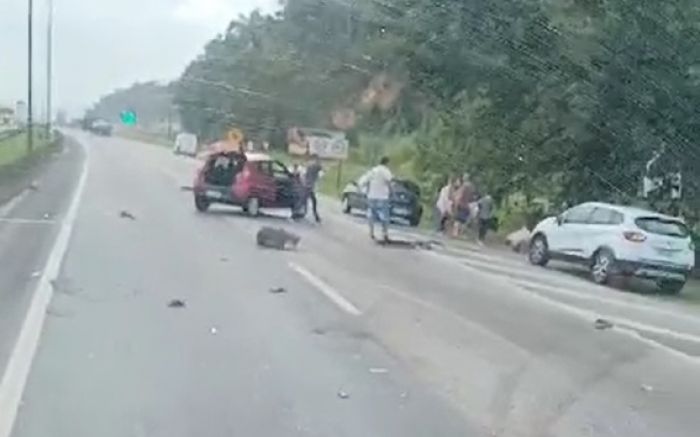 Acidente perto do trevo não deixou feridos 
(Foto: Reprodução)