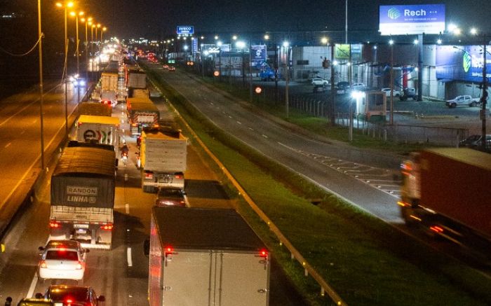 Filas são nos dois sentidos da rodovia (Foto: Ilustrativa Paulo Giovani)