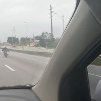  Vídeo: Motociclista faz manobra “super-homem” na BR 101 