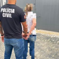 Presa mulher que matou homem com facão