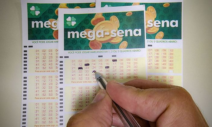 Dezenas sorteadas nesta terça foram 11-32-35-40-41-48 (Foto: Divulgação)