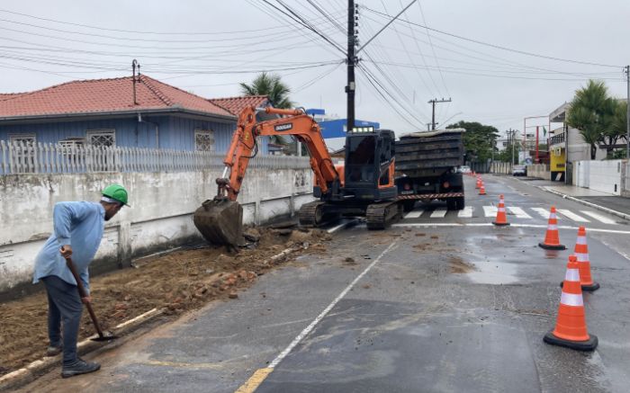 A substituição da tubulação pela descrita no contrato poderá gerar custos adicionais de até R$ 2,5 milhões
(Fotos: Secom/PMN)