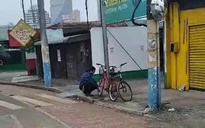 Ação seria contra bikes em local “inapropriado”; empresa nega 
 (Foto: Reprodução)