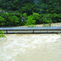 Pontes das BRs 470 e 280 são interditadas