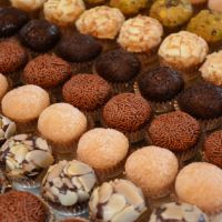 Doceira é presa 11 anos após matar menina de 15 anos com brigadeiros envenenados 