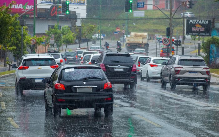 Passagem de frente fria também provocará vendavais
(foto: Paulo Gaiovanny)