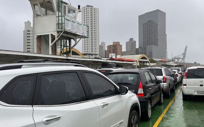 Ferry-boat opera normalmente neste sábado (Foto: da redação)