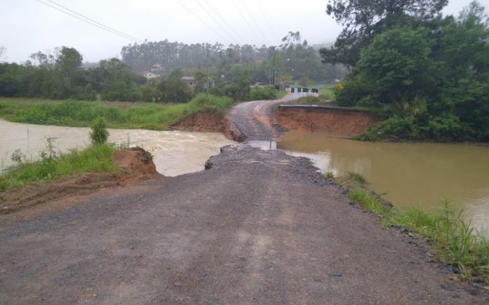 Mapa digital indica interdições nas rodovias de SC em tempo real (Fotos: Divulgação/SIE)