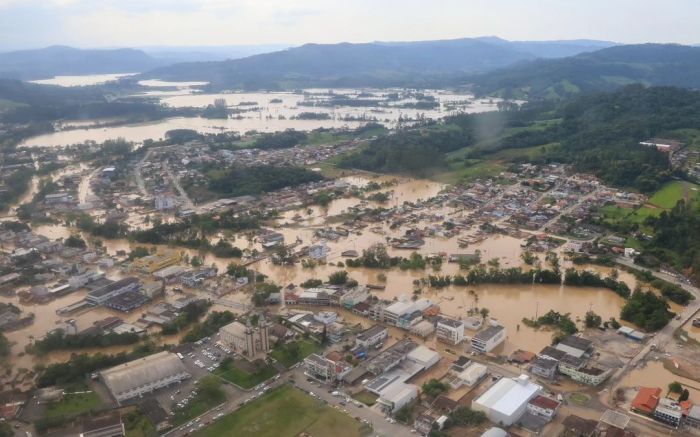 Governo Federal e estadual assinaram pacto para gestão de recursos hídricos
(Foto: Divulgação/Ministério do Meio Ambiente)