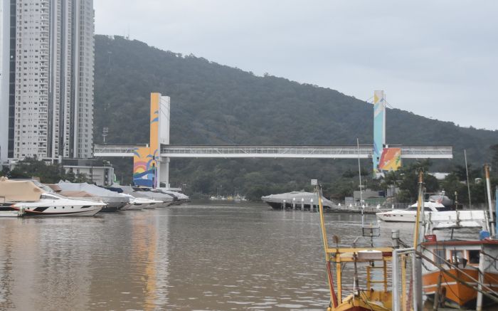 Contaminação das águas que abastecem a cidade e alagamentos preocupam (Foto: João Batista)