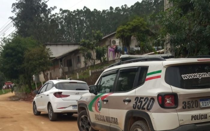 Pai e filho mais novo morreram na hora; filho de 25 anos faleceu no hospital Marieta
(foto: divulgação)