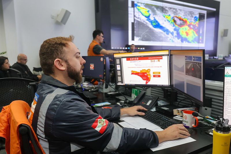 Defesa Civil segue em alerta (foto: Roberto Zacarias)