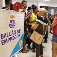 Mutirão de empregos acontece hoje em Itajaí 