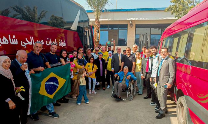 Ao chegar ao Brasil, grupo será levado para diferentes cidades, entre elas Florianópolis (Foto: Agência Brasil)