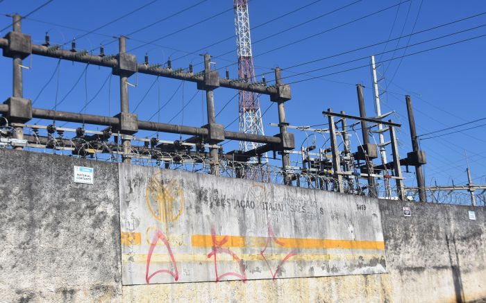 Apagões causam prejuízos pra casas, comércios e órgãos públicos (Foto: Arquivo/João Batista)