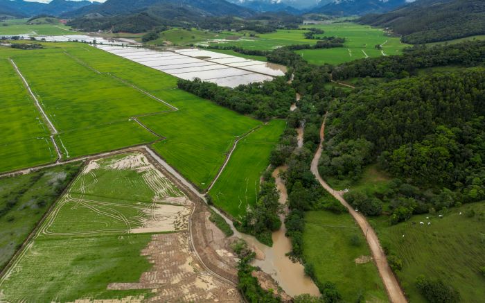 Obra contra cheias e crise hídrica prevê investimentos de R$ 144 milhões 
(foto: Marco favero Secom )