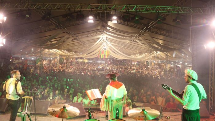 Festas da Tainha, dos Pescadores e Raízes já têm datas
(Fotos: Divulgação/Prefeitura de BC)