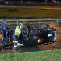 Vídeo: Youtuber famoso capota Mustang em Balneário