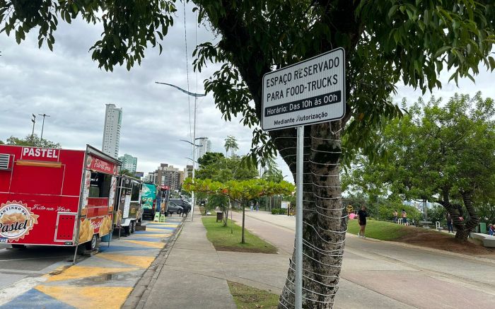 Veículos podem ocupar espaços das 10h às 00h  (Foto: Divulgação)