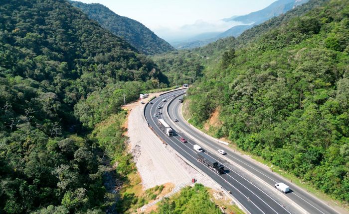 Estrada é uma das principais ligações entre Santa Catarina e o Paraná (Foto: Divulgação)