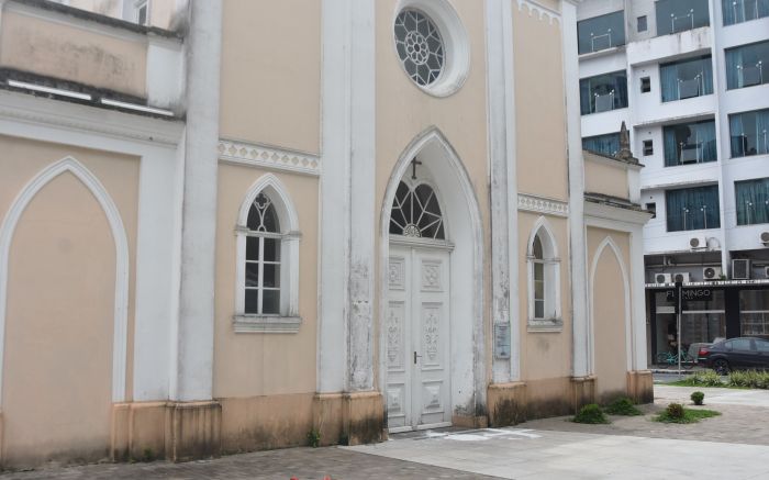 Com a restrição, moradores se queixam d não poder mais fazer orações em outros horários
(foto: João Batista)