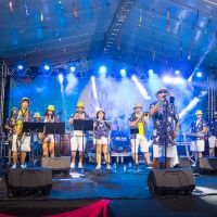 Bailinho infantil e shows fecham folia em Itajaí; Michel Teló vai agitar BC  