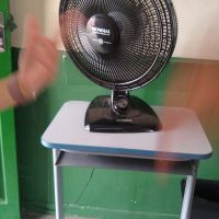 Alunos reclamam do calor em escolas no centro de BC e em Cordeiros