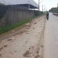 Ciclista reclama da falta de segurança em trechos do Cordeiros e São Vicente