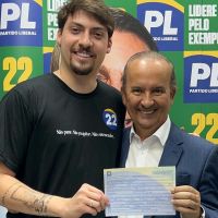  Filho “zero quatro” de Bolsonaro entra no PL e confirma pré-candidatura a vereador em BC  