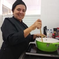 A fabulosa cozinha multicultural de chef Fátima Vanzuita 