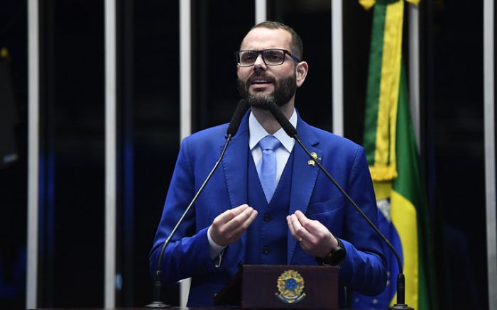 Mudanças “blindariam” políticos de decisões judiciais e ações criminais 
(Foto: Agência Senado) 