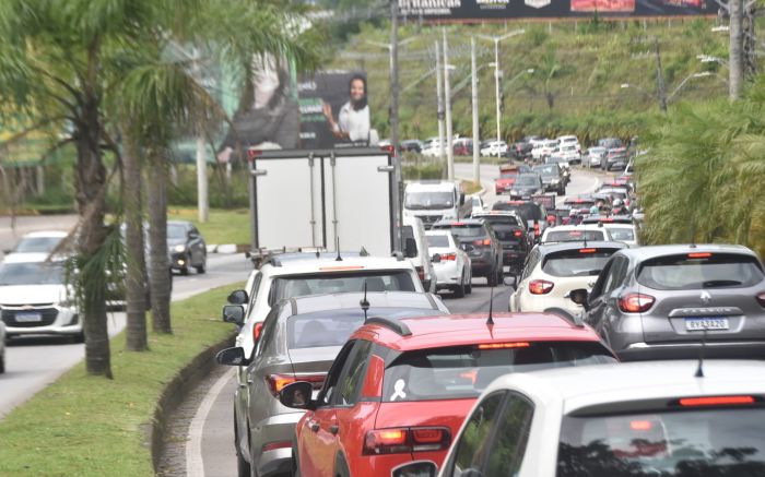 Por causa das reclamações, a prefeitura suspende obra a partir desta sexta-feira (Foto: João Batista)