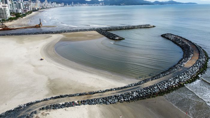 Documentos pedindo liberação da obra foram entregues à Marinha nesta semana

(Foto: Divulgação)