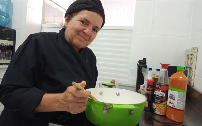  Sem falsa modéstia: peixeira quer se tornar a melhor chef do sul do mundo. Foto: Renata Rosa 