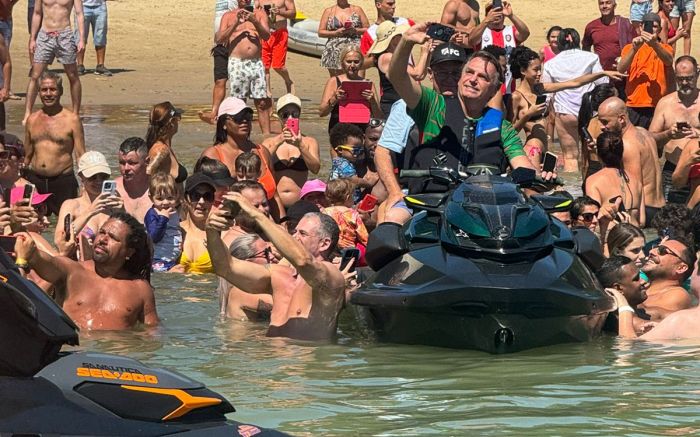 Bolsonaro anuncia encontro com apoiadores na Barra Sul neste sábado (Foto: Reprodução)