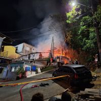 Família que perdeu tudo em incêndio pede ajuda 