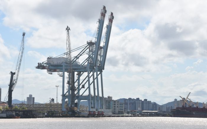 Previsão é que conta seja dividida, com contrapartidas do porto e também da prefeitura
(Foto: João Batista)