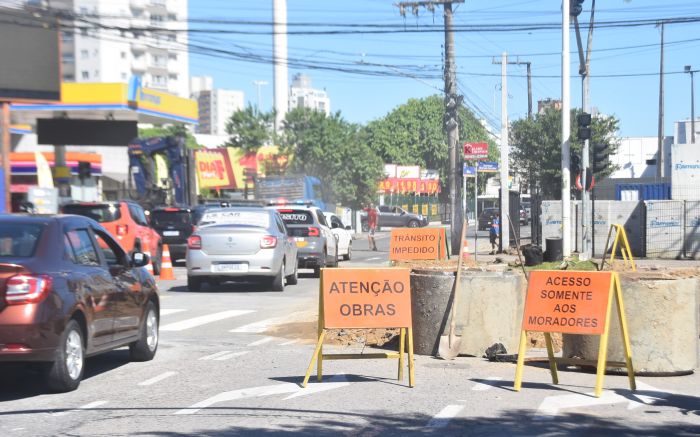 Linhas tem mudanças temporárias devido às obras (Foto: João Batista)