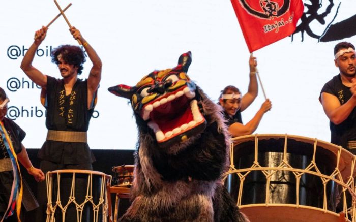 Evento vai contar com apresentações de grupos de taiko, K-Pop, desfile de cosplay e culinária típica  (Foto: Divulgação/Hibikidaiko)